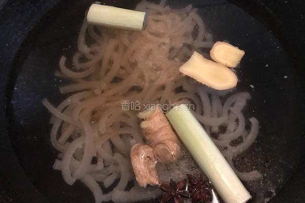 自制肉皮冻的做法图解9