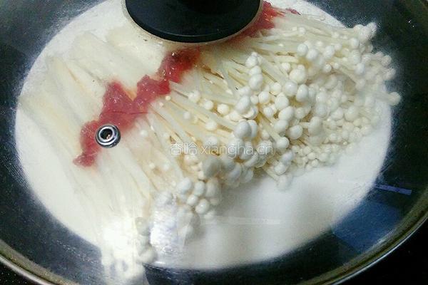 剁椒金针菇的做法图解3