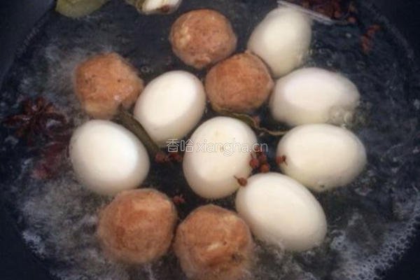 卤蛋肉丸的做法图解7