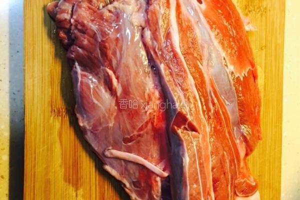香辣牛肉面干的做法图解1