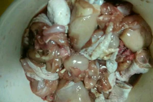 胡萝卜土豆焖鸡腿的做法图解5