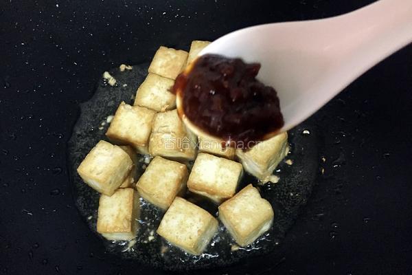 黄豆酱焖煮豆腐的做法图解8