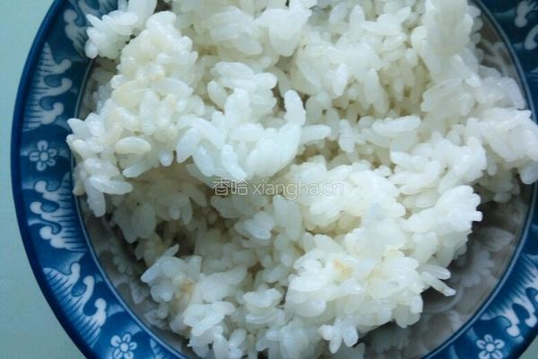 酱油炒饭的做法图解4
