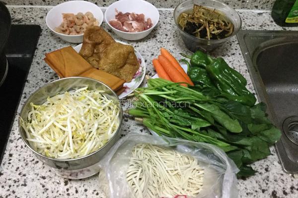超简版家常打卤面的做法图解1