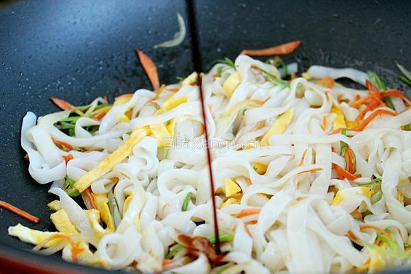 黑椒肉丝炒河粉的做法图解13
