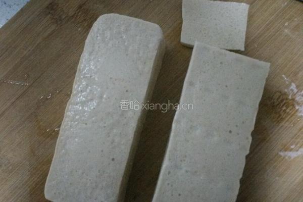 拌饭酱炒千页豆腐的做法图解1