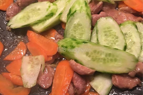 黄瓜炒肉片的做法图解6