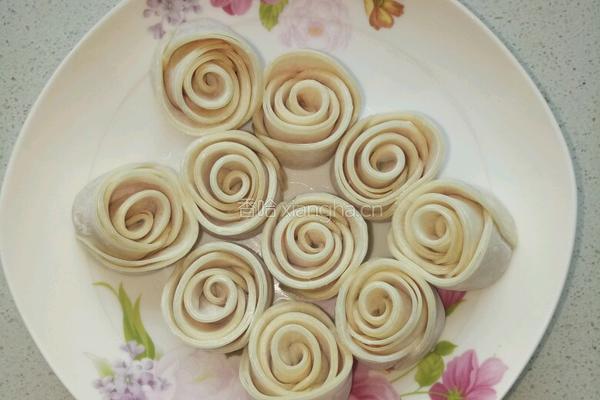 番茄玫瑰饺子的做法图解4