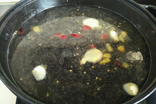 黄豆炖鲫鱼的做法图解5