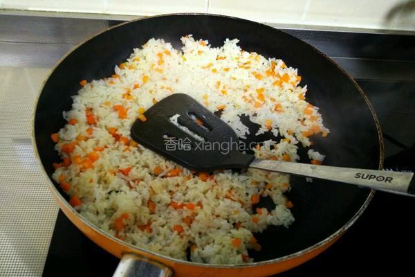 牛肉杂蔬蛋炒饭的做法图解5