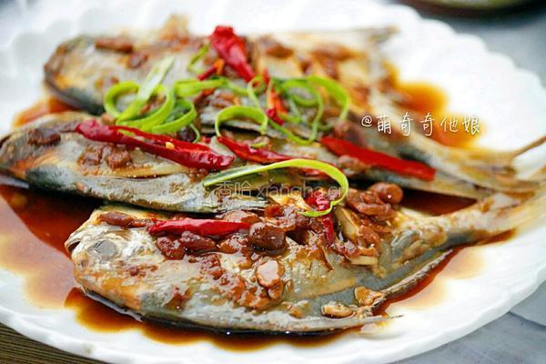 黄豆酱蒸鲳鱼的做法图解14