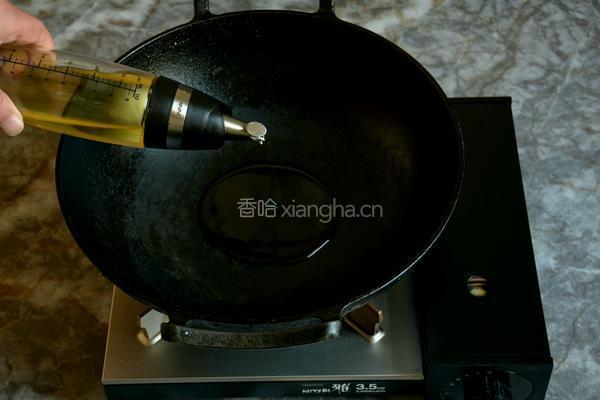 黄豆酱焖牛腩的做法图解4