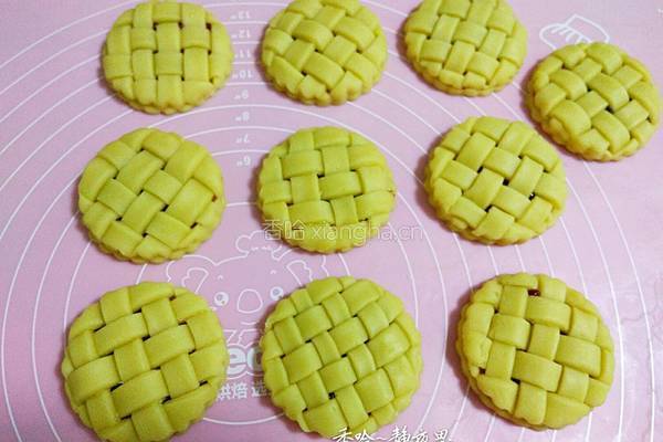 草莓酱夹心编织饼干的做法图解28