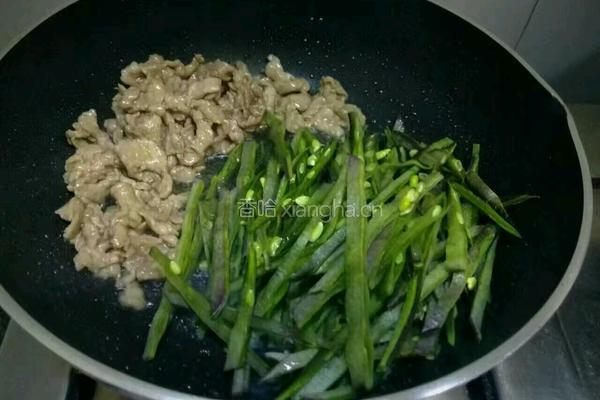 眉豆小炒肉的做法图解5