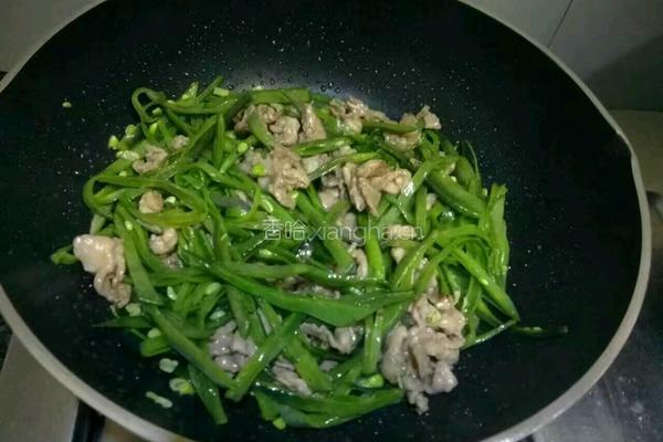 眉豆小炒肉的做法图解6
