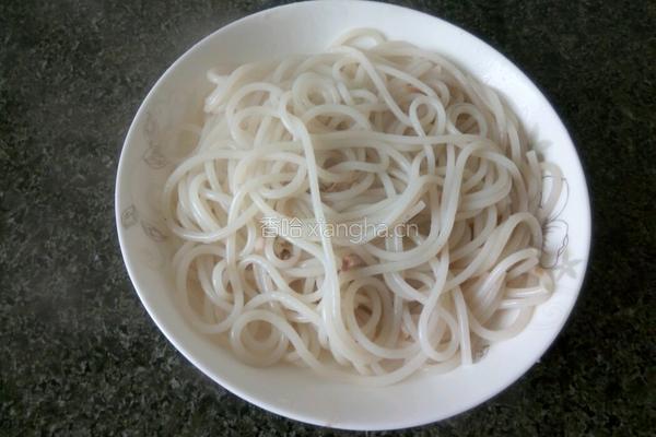 黄豆酱拌米粉的做法图解7