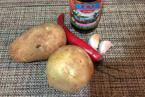 蚝油土豆片的做法图解1