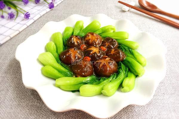 香菇扒油菜的做法图解13