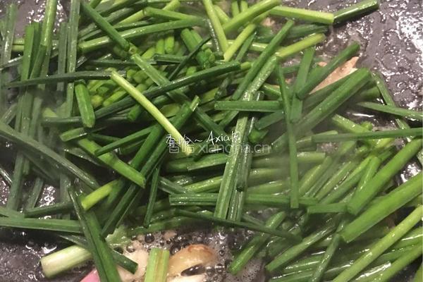 韭菜花炒河虾的做法图解8