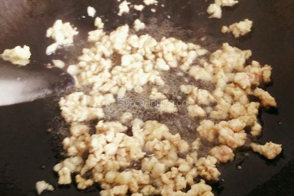 蒜苗肉末花菜的做法图解9