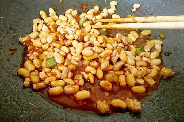 蒜蓉辣酱肉末黄豆粒的做法图解7