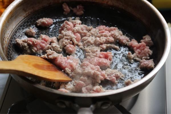 蒜蓉肉末蒸南瓜的做法图解6