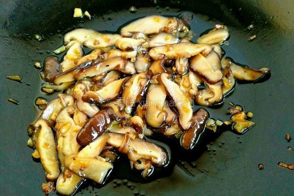 蚝油香菇油菜的做法图解14