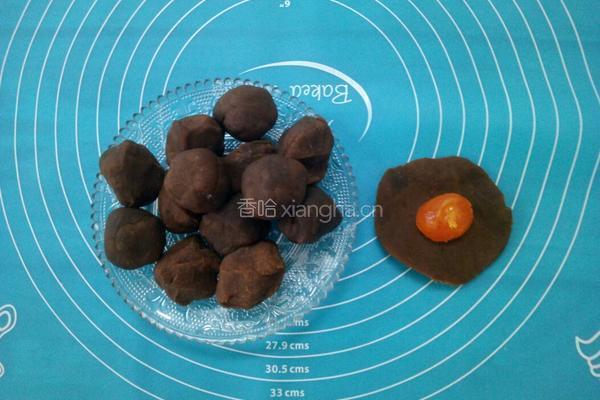 红豆沙版蛋黄酥的做法图解12