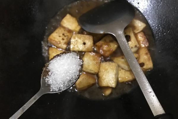 辣黄豆酱炒豆腐的做法图解6