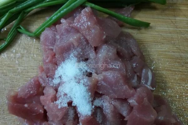 里脊肉圆的做法图解2