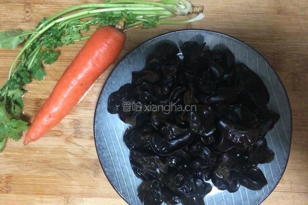 捞汁木耳的做法图解11