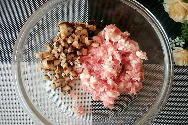 砂锅酿豆腐的做法图解5