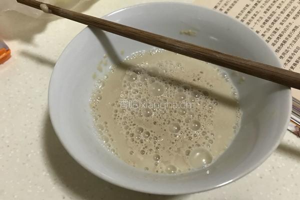 毛毛虫面包的做法图解1
