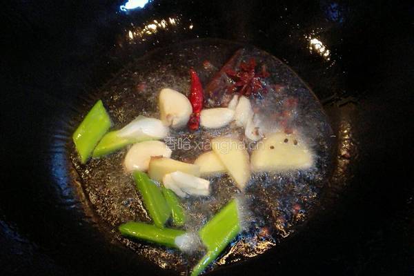 土豆炖鸡块的做法图解8