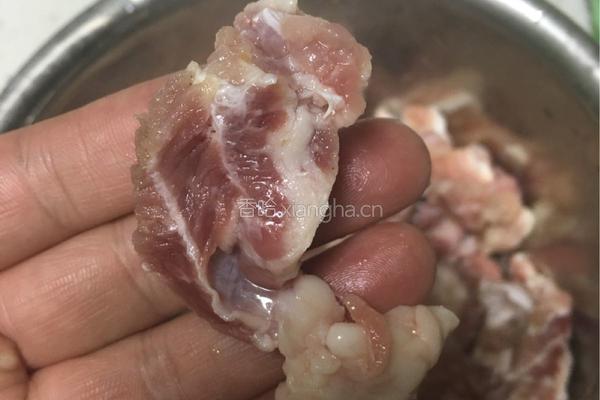 西安坊上粉蒸肉的做法图解2