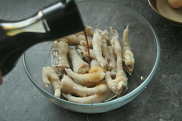 凉拌鸡脚的做法图解5