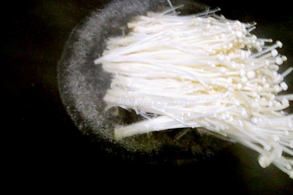 蒜香金针菇的做法图解4