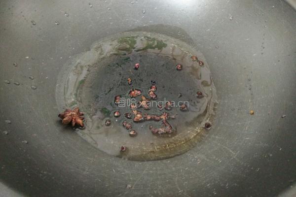 芹菜炒肉的做法图解4