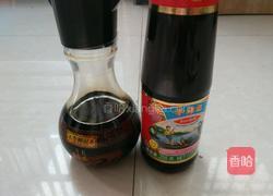 五花肉炒木耳的做法图解2