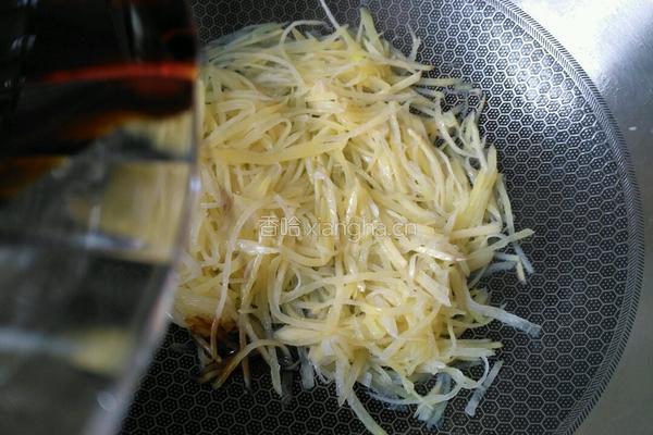  醋呛土豆丝的做法图解10