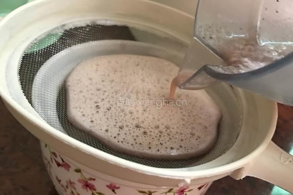 红枣黑枸杞热饮的做法图解4