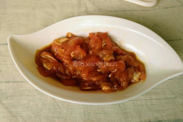  青椒炒肉的做法图解2