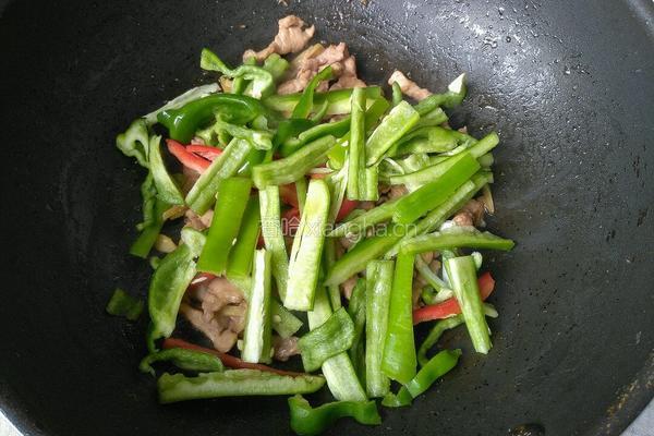  青椒炒肉的做法图解10