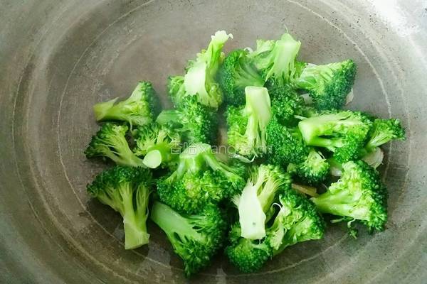 蚝油西兰花的做法图解6
