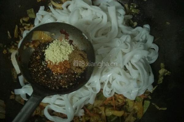 蛋炒河粉的做法图解6