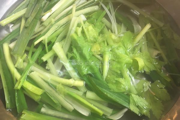 蚝油炒年糕的做法图解4