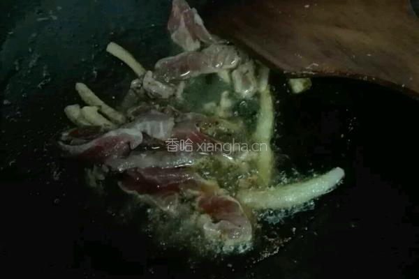 芹菜猪肉炖粉条的做法图解8