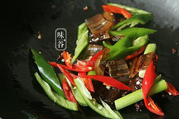 豆干炒腊肉的做法图解6
