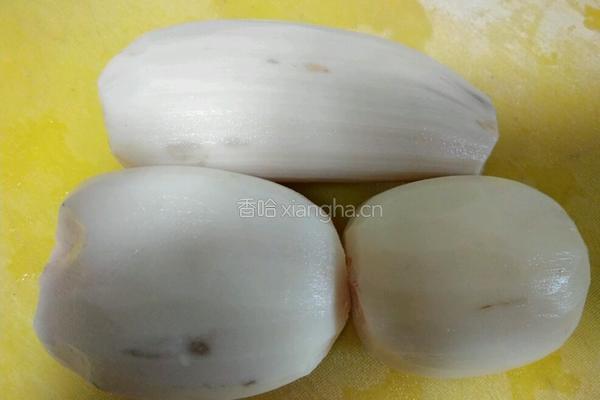 凉拌藕片的做法图解2