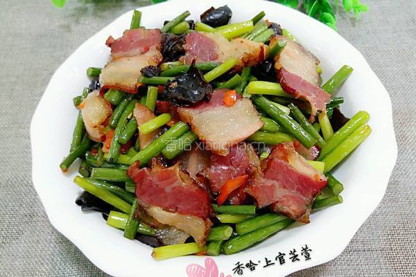 蒜苔炒腊肉的做法图解7